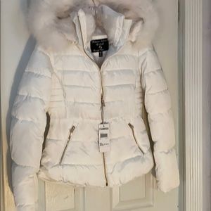 New white hooded coat Palomares size Medium